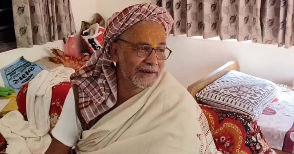 Sadhu-saint dispute escalates in Junagadh, Girnar monk turns religion into business: Haridas.Junagadhમાં સાધુ-સંતોનો વધ્યો વિવાદ, ગિરનાર મંડળના સાધુએ ધર્મને ધંધો બનાવ્યો : હરિદાસ