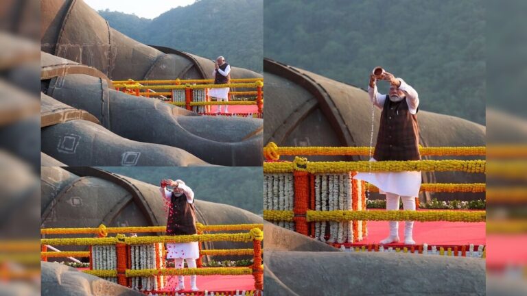 નર્મદા: કેવડિયામાં રાષ્ટ્રી એકતા દિવસની ઉજવણી, PM મોદીની સરદાર પટેલને પુષ્પાંજલિ