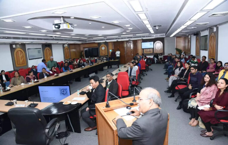 AI transforming Healthcare ecosystem, will lead to better outcomes: AIIMS Director – ET HealthWorld