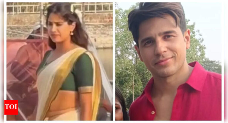 Sidharth Malhotra and Janhvi Kapoor SPOTTED on ‘Param Sundari’ sets; co-stars shoot romantic scene – WATCH | – The Times of India