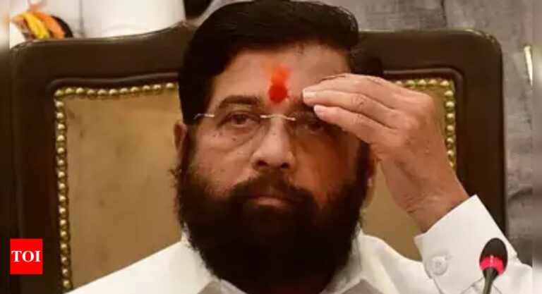 Eknath Shinde Bomb Threat: Mumbai Police receive email threat to bomb Maharashtra deputy CM car | Mumbai News – The Times of India