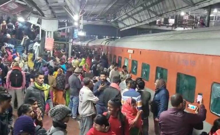 Unable To Board Train For Prayagraj, Passengers Break Window At Bihar Station