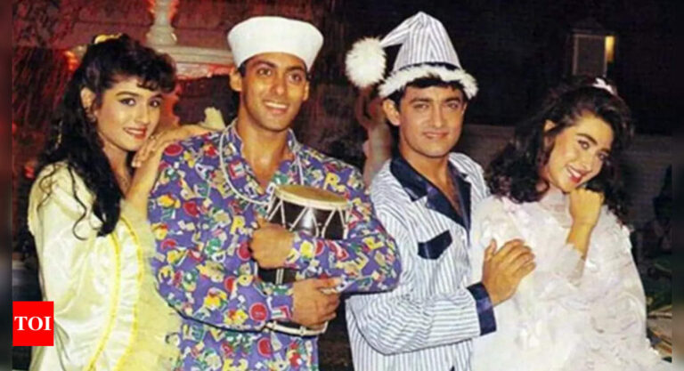 Aamir Khan reveals Raveena Tandon and Karisma Kapoor were not on good terms during Andaz Apna Apna shoot: ‘Bahut mushkil se woh film bani thi’ | Hindi Movie News – The Times of India