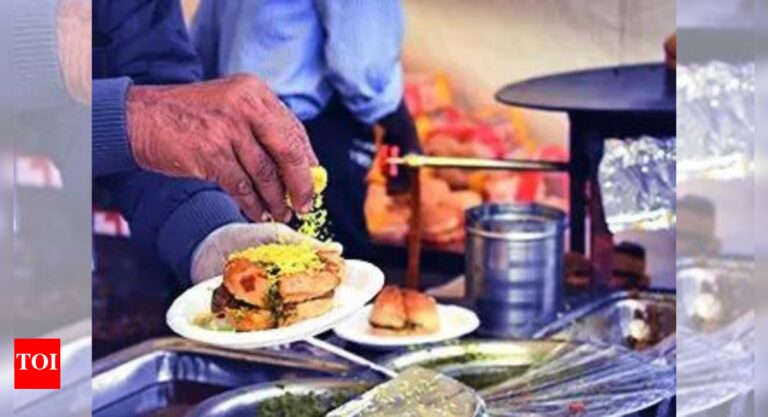 Higher loans, credit cards coming street vendors’ way – Times of India