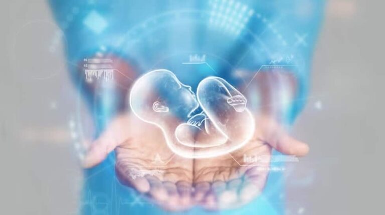 Postpartum Complications And How They Differ In IVF Pregnancies | Health News