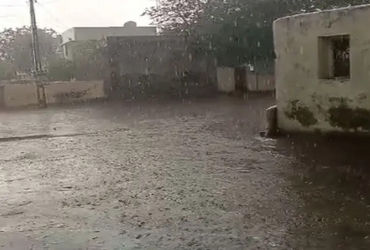 સૌરાષ્ટ્રમાં માવઠાનો માર: દ્વારકા, જૂનાગઢ અને જામનગરમાં દોઢથી અઢી ઈંચ વરસાદ ખાબક્યો | rainfall of 1 5 to 2 5 inches in dwarka junagadh jamnagar