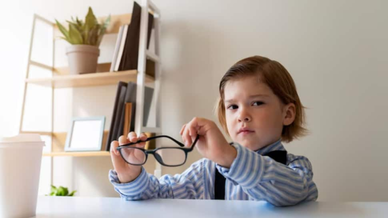 Outdoor Time Vs Screen Time: Eye Expert Warns How Lifestyle Changes Can Impact Myopia Risk | Health News