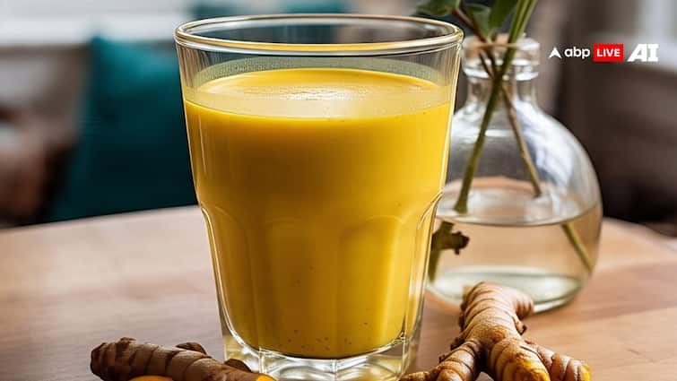 Amazing benefits of drinking turmeric milk before sleeping you will get relief from problems