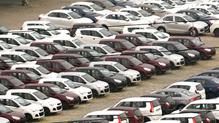 PV sales dipped 1%, two-wheelers grew 2.2% YoY in May: SIAM