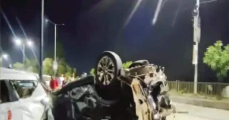 हाईवे पर हवा में बातें कर रही थी कार, तभी ड्राइवर को लगी तलब और जरा सी गलती ने ले ली एक जान, 2 की हालत गंभीर