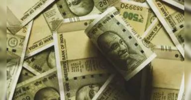 Maharashtra Cracks Down on Illegal Moneylenders, Plans Tougher Law After Farmer Forced to Sell Kidney, ETLegalWorld