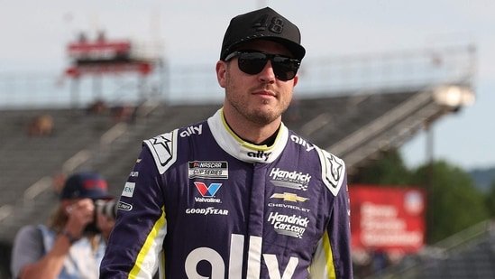 MOT-NAS-SPO-NASCAR-CUP-SERIES-WINDOW-WORLD-450-PRA_1784850739979_1784850740152_db3b5958-18b6-43eb-931f-b3b58542e485.jpg